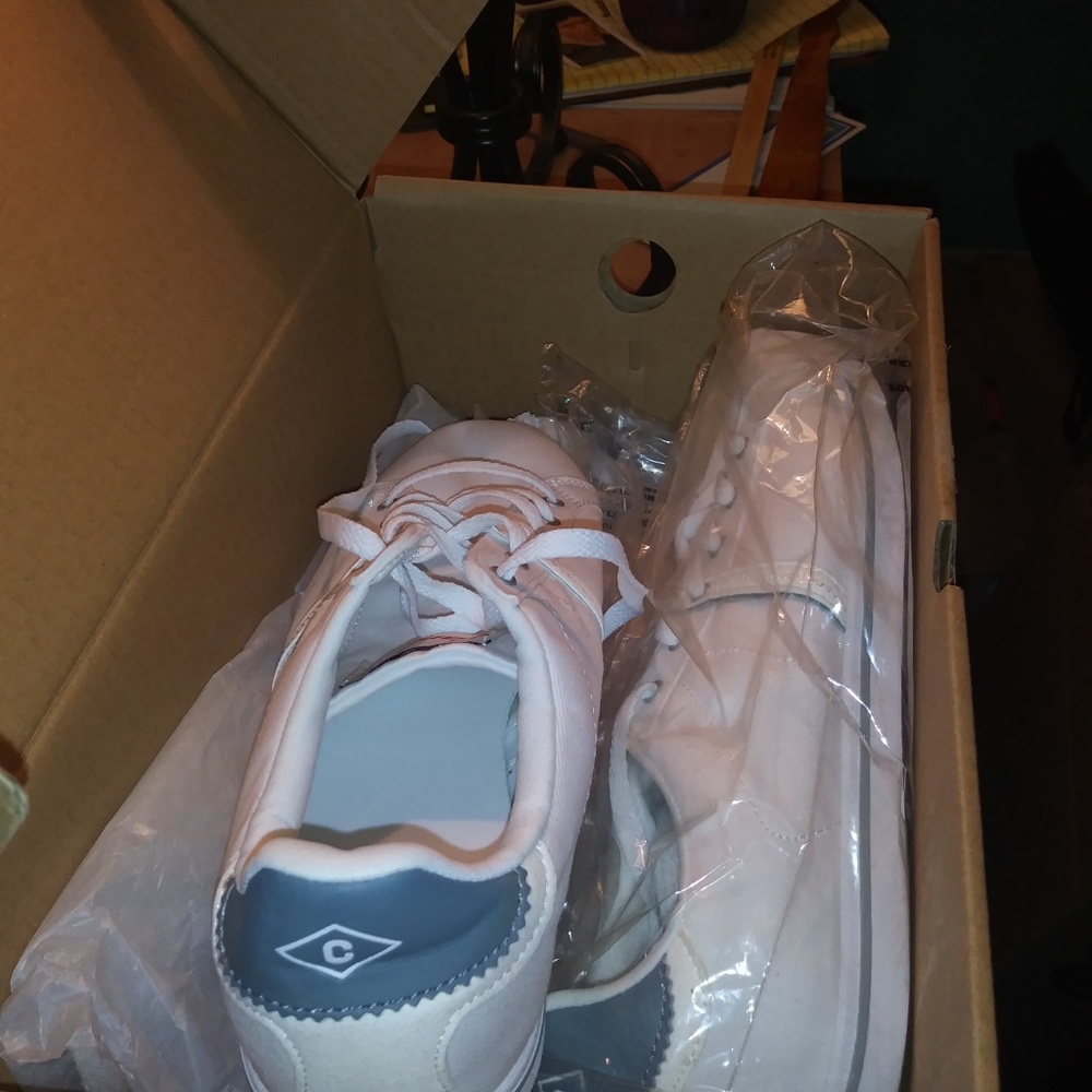 Lands' End Retro Canvas Sneakers - Picture 4 of 6